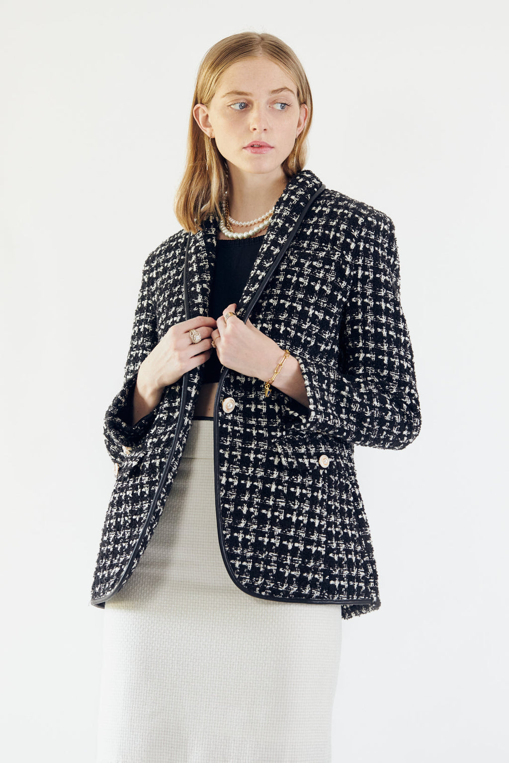 Chaqueta de tweed a cuadros en blanco y negro "Power Woman"