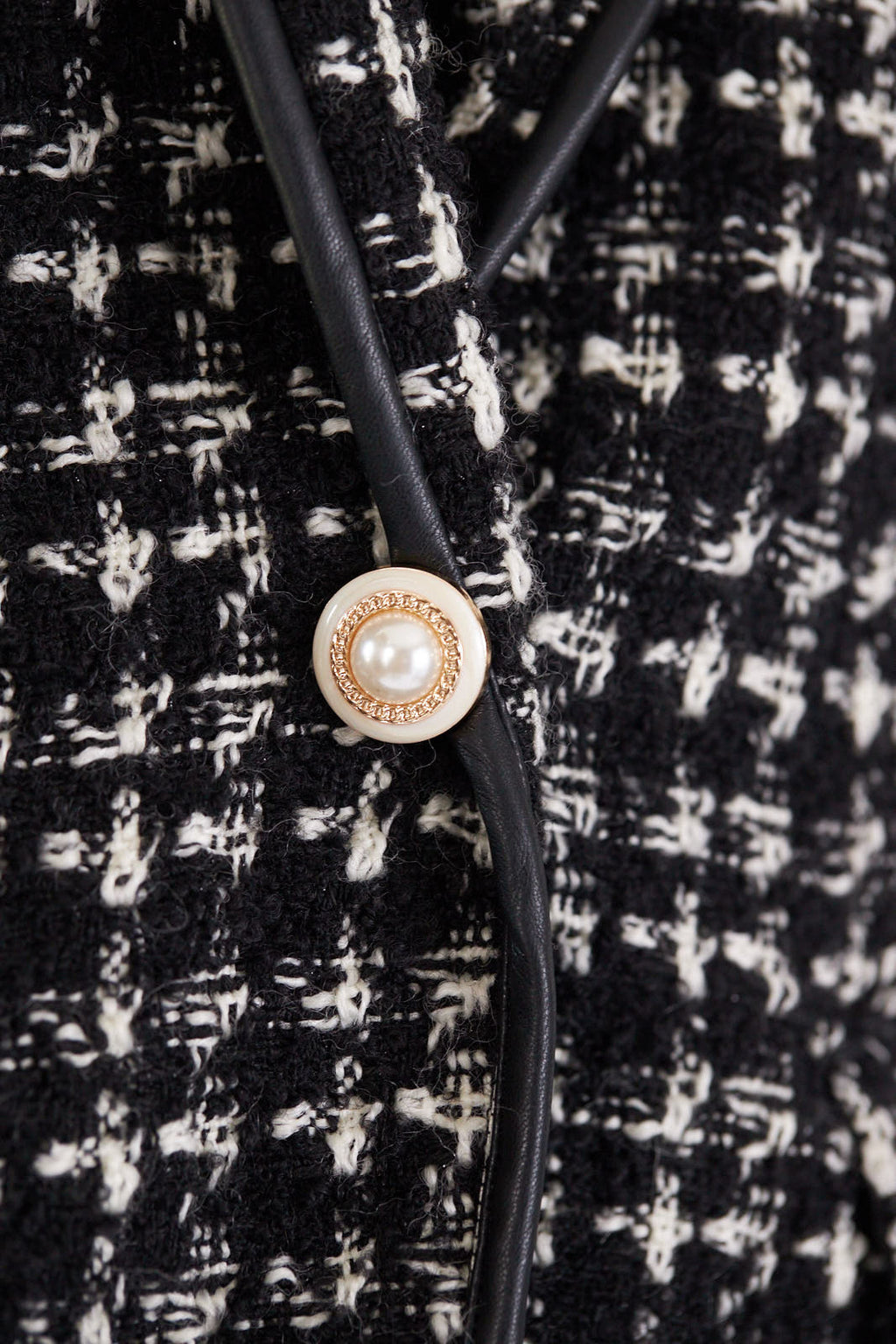 Chaqueta de tweed a cuadros en blanco y negro "Power Woman"