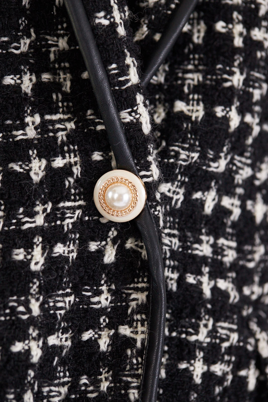 Chaqueta de tweed a cuadros en blanco y negro "Power Woman"